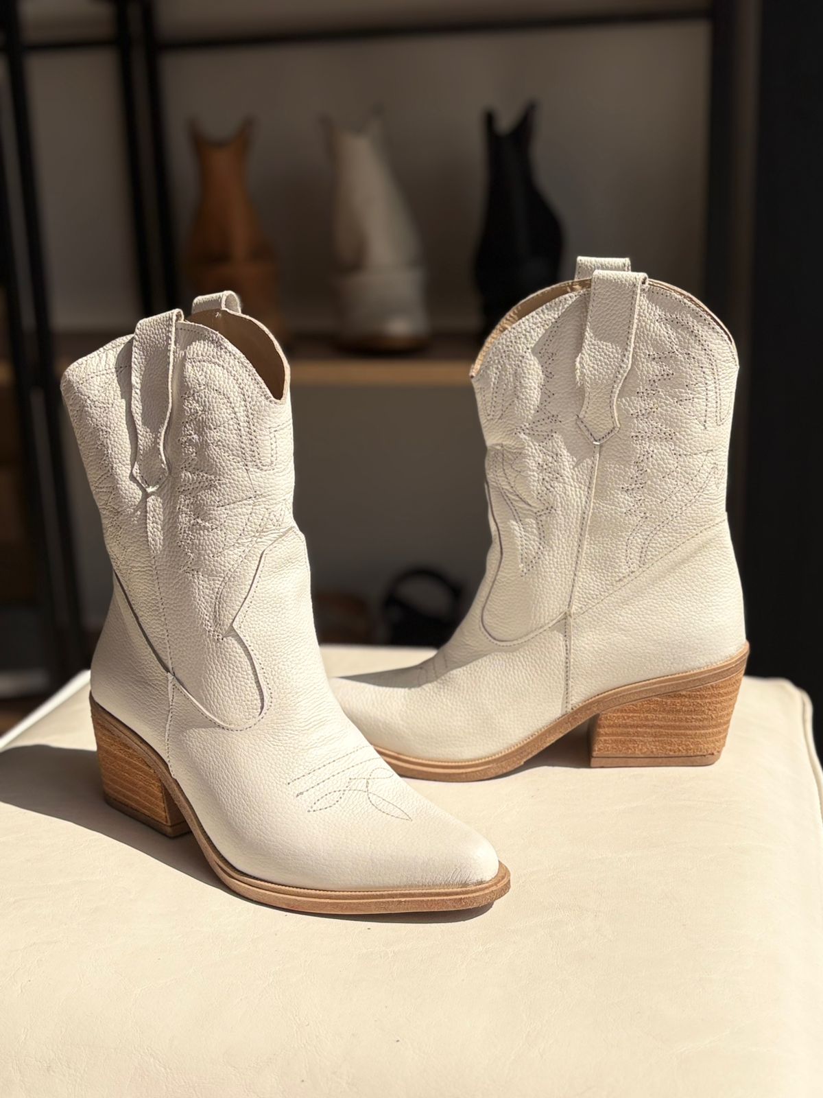 Thumbnail img_01KM6T8C79WB75GEN3J6TEY3T5